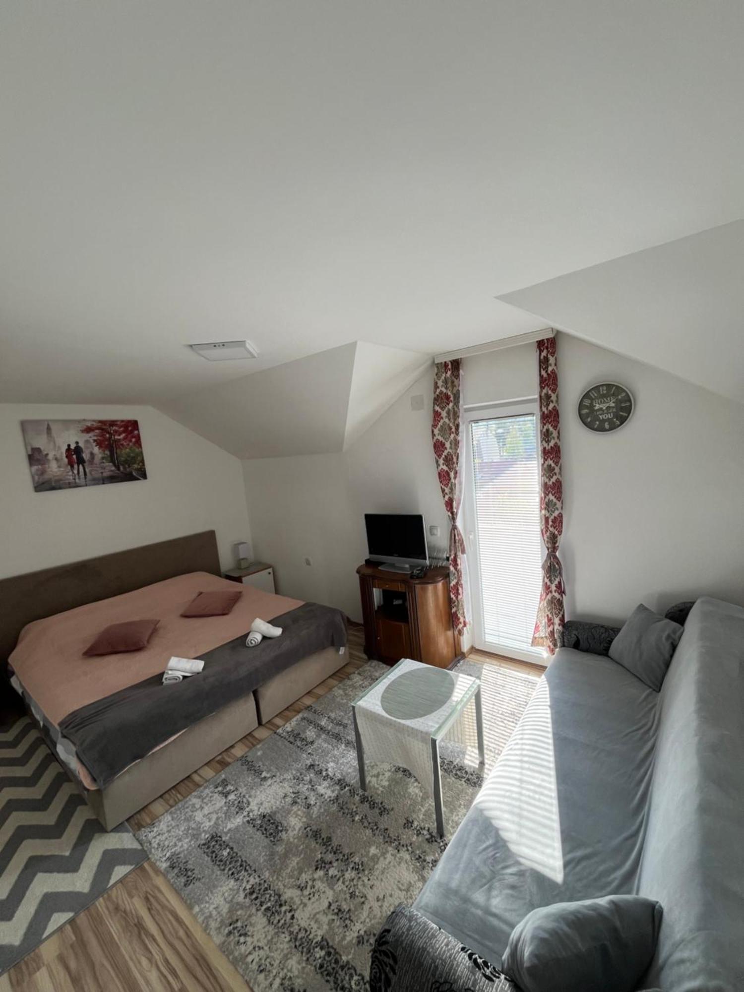 Prenociste Delija 020 Apartment Sjenica Bagian luar foto